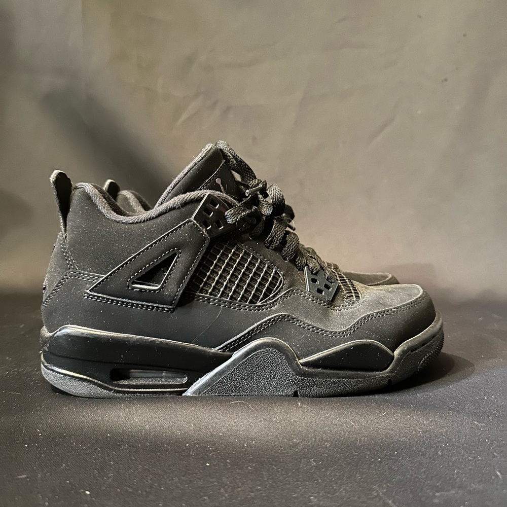 Nike shoes no box